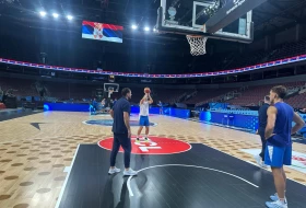 Srbija odradila poslednji trening, Bogdan našpanovan za Estonce